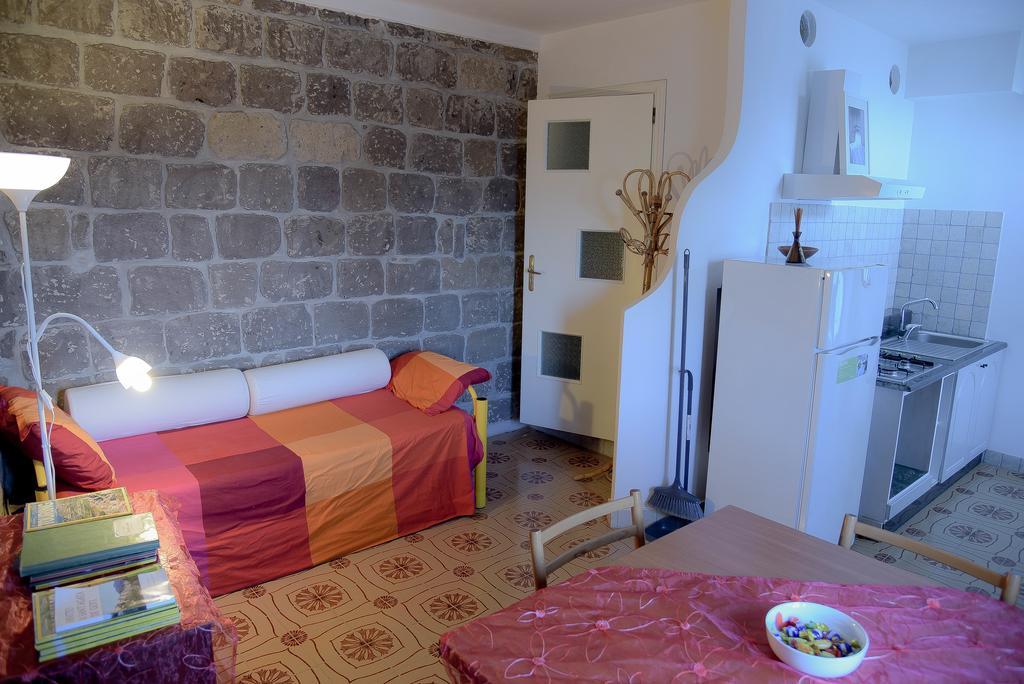 Sentieri Luminosi Διαμέρισμα SantʼAgata deʼ Goti Εξωτερικό φωτογραφία